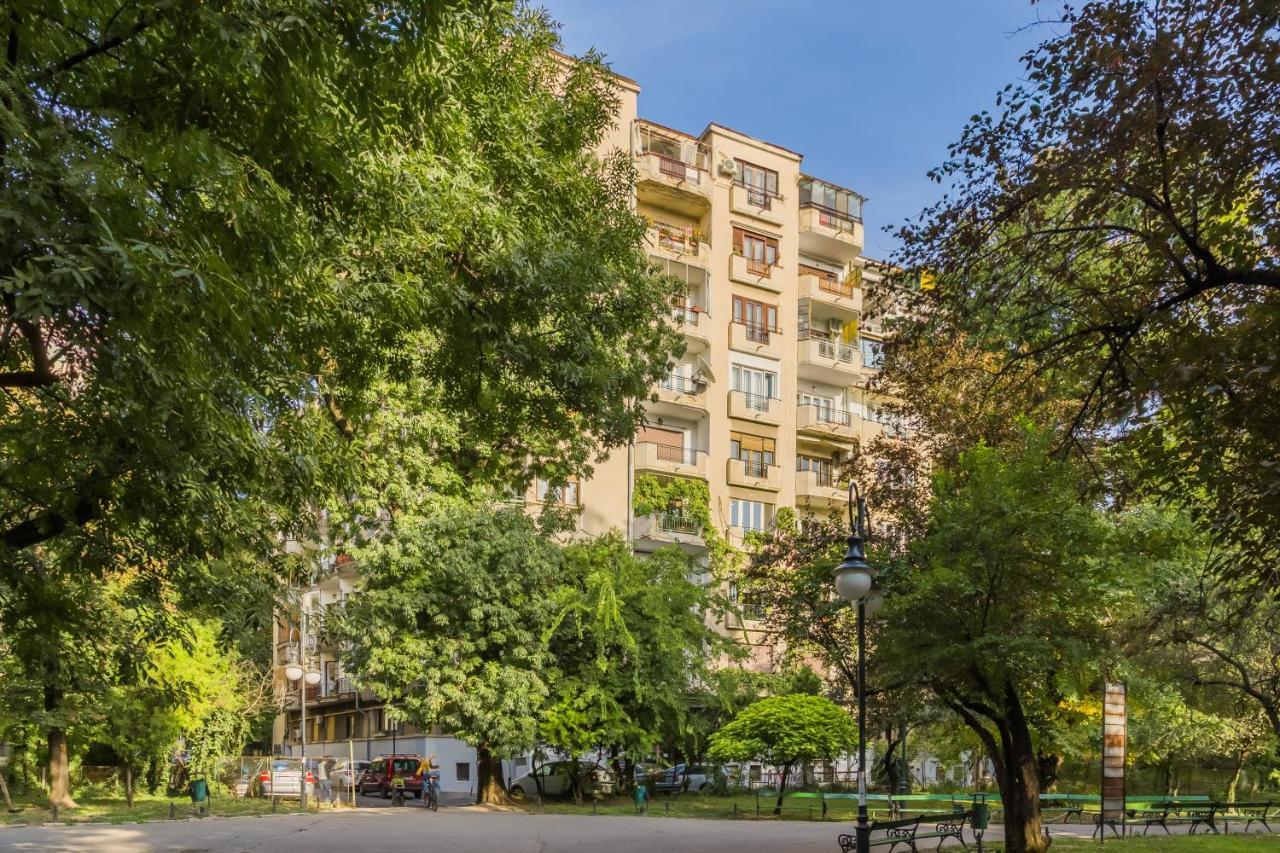 Panoramic Cismigiu Park Apartment Bucharest Exterior photo